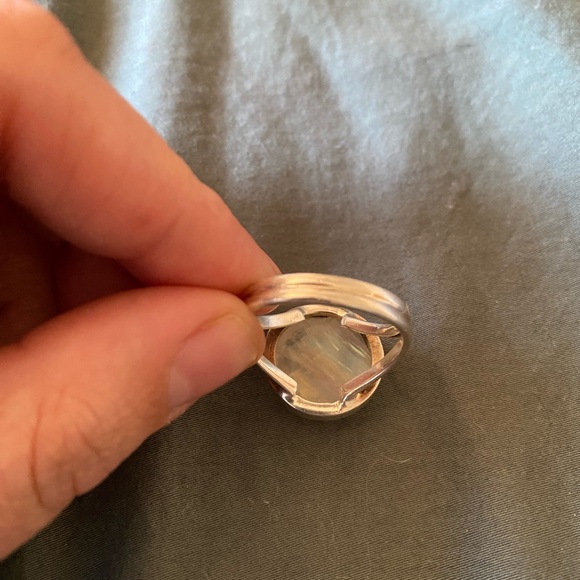 Moonstone ring - Picture 2 of 7